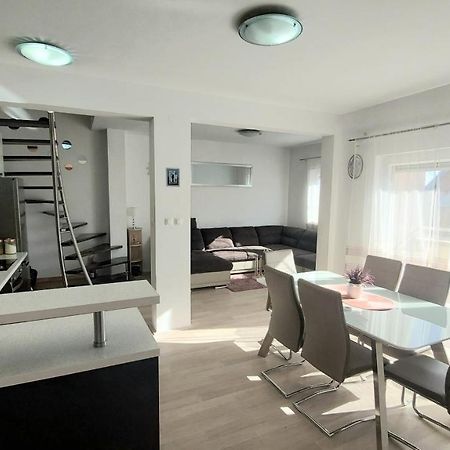 Apartment Palada คาชเตลา ภายนอก รูปภาพ