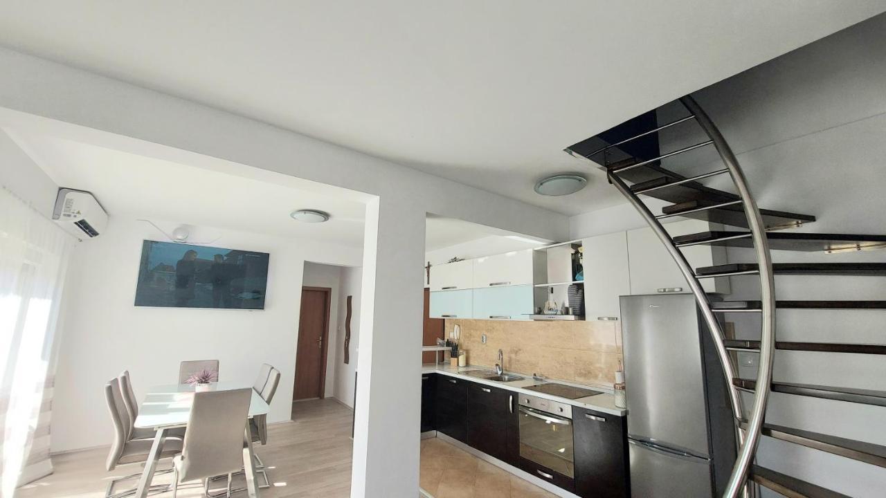 Apartment Palada คาชเตลา ภายนอก รูปภาพ